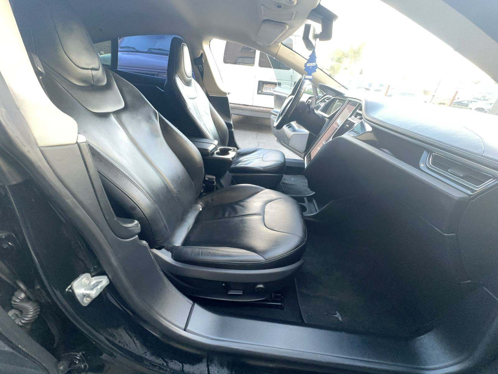 2013 Tesla Model S 4D SEDAN RWD