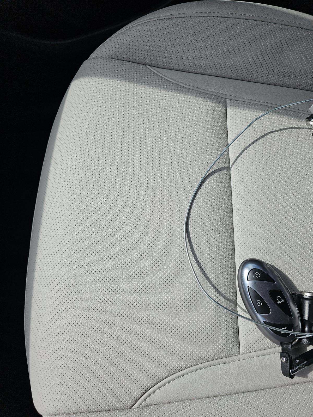 HYUNDAI SEL CONVENIENCE - 8