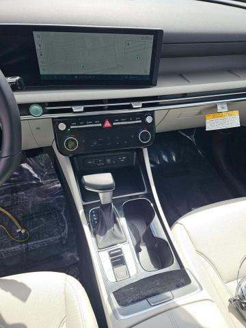 HYUNDAI SEL CONVENIENCE - 10