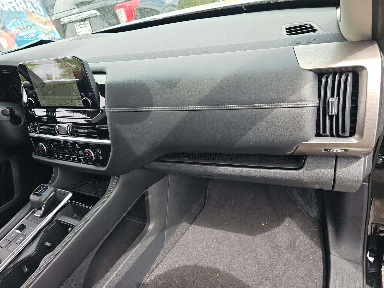 2022 Nissan Pathfinder Platinum AWD