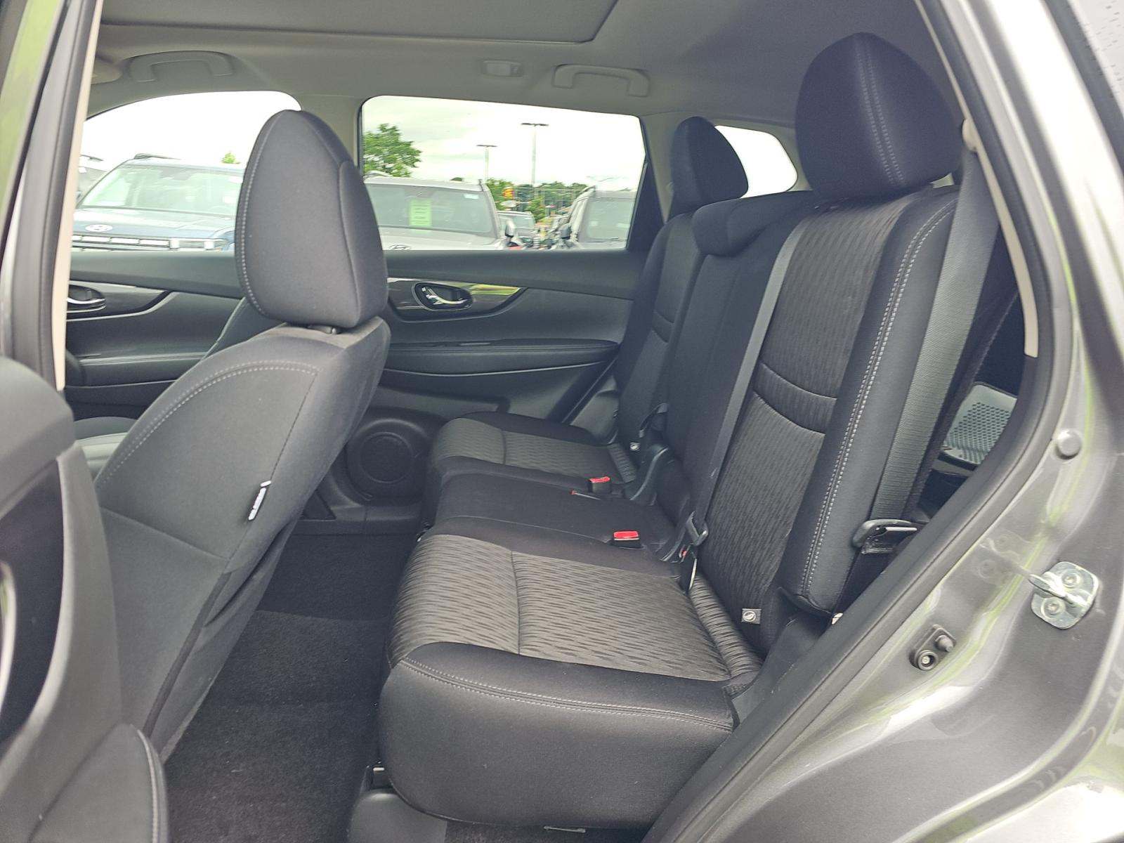 2017 Nissan Rogue SV AWD