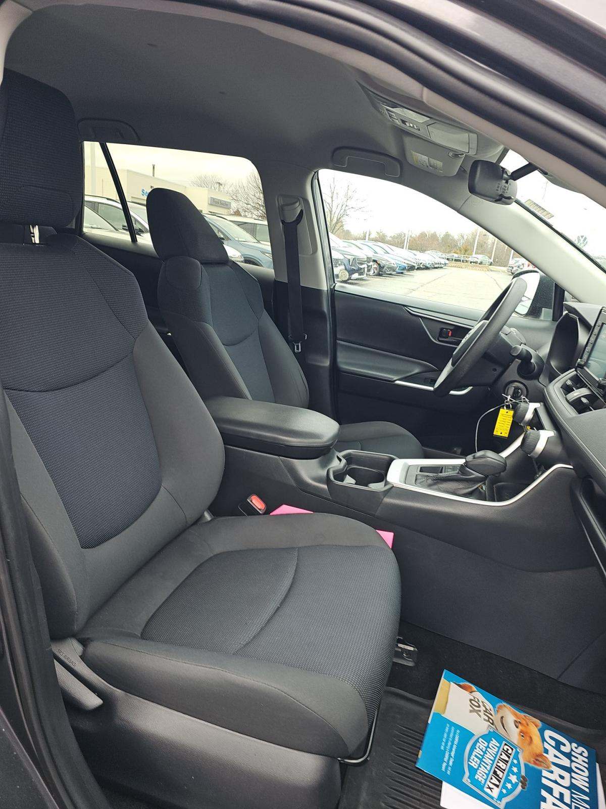 2019 Toyota RAV4 LE AWD