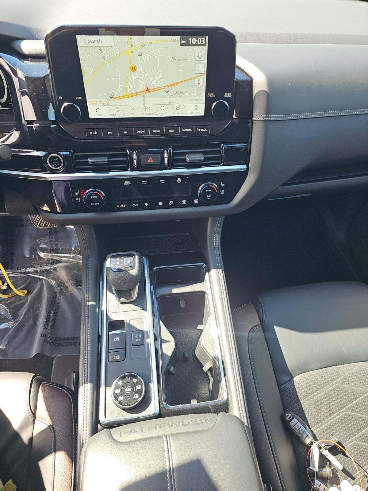 2022 Nissan Pathfinder Platinum AWD