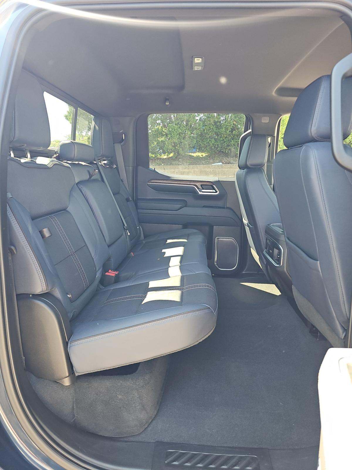 2023 Chevrolet Silverado 1500 High Country AWD
