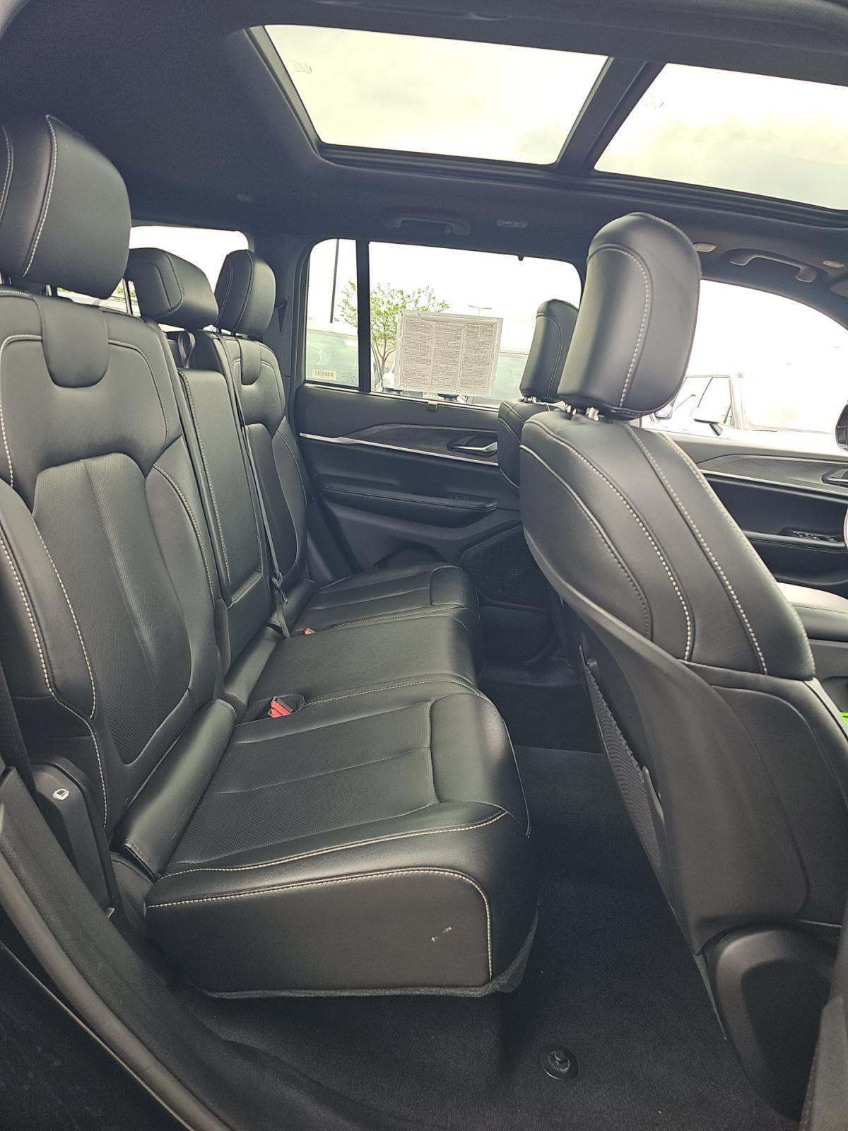 2024 Jeep Grand Cherokee Limited AWD