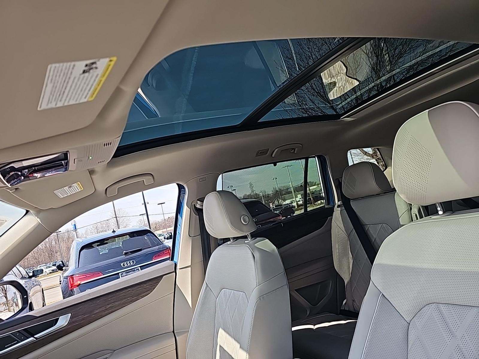 2025 Volkswagen Atlas 2.0T SEL Premium R-Line AWD