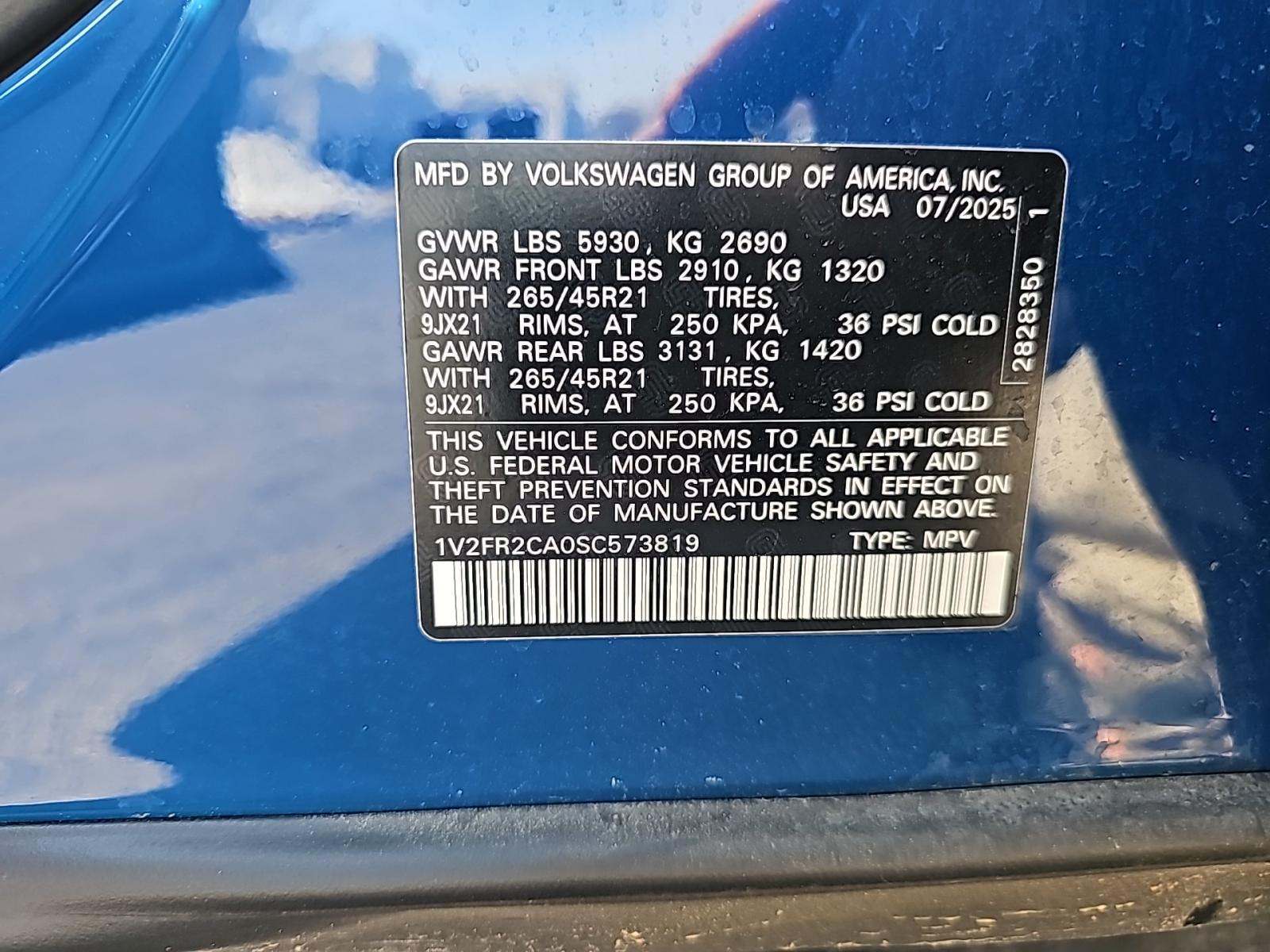 2025 Volkswagen Atlas 2.0T SEL Premium R-Line AWD