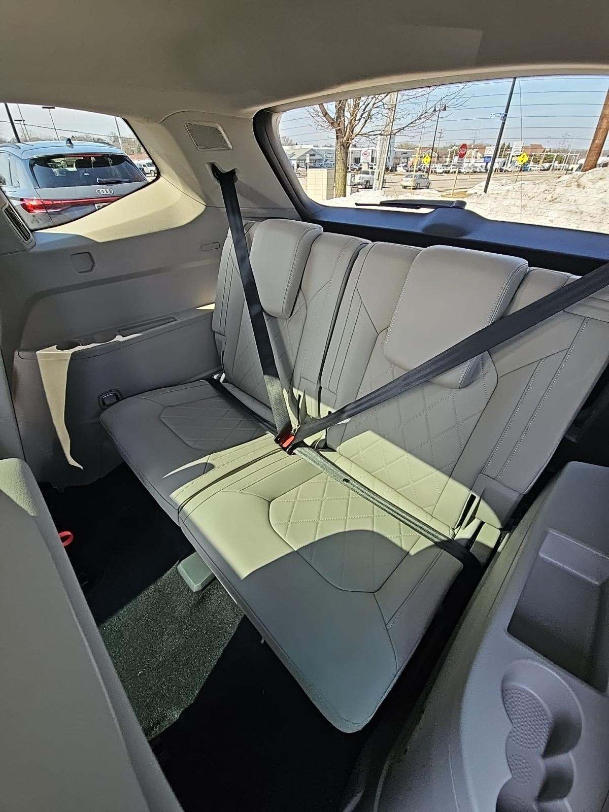 2025 Volkswagen Atlas 2.0T SEL Premium R-Line AWD