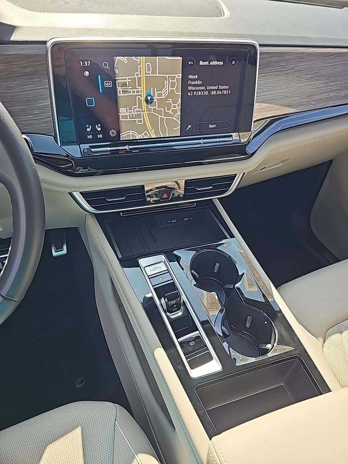 2025 Volkswagen Atlas 2.0T SEL Premium R-Line AWD