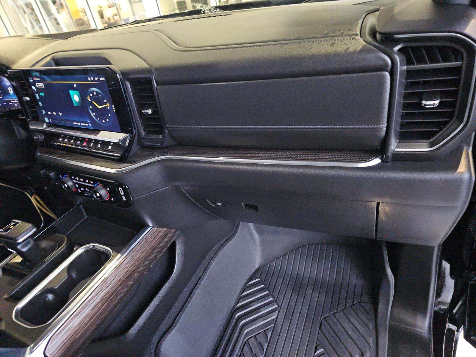 2024 Chevrolet Silverado 1500 RST AWD
