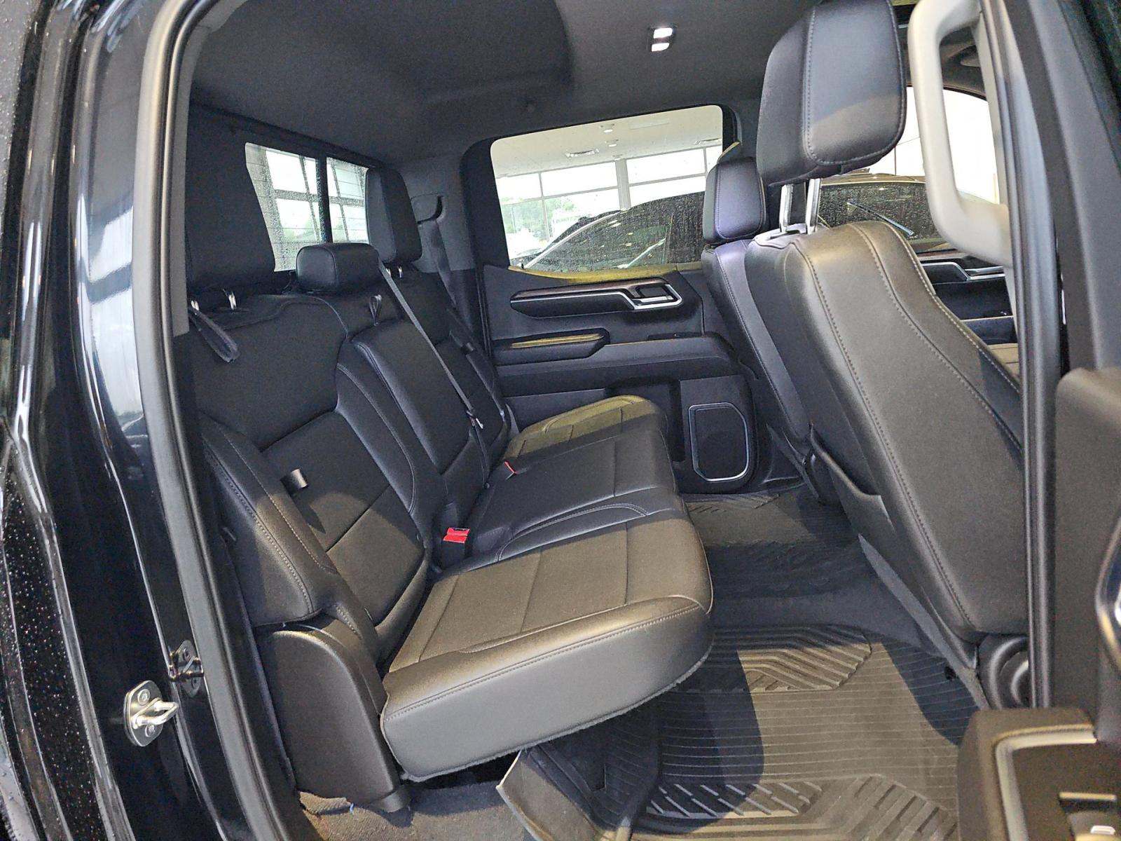 2024 Chevrolet Silverado 1500 RST AWD