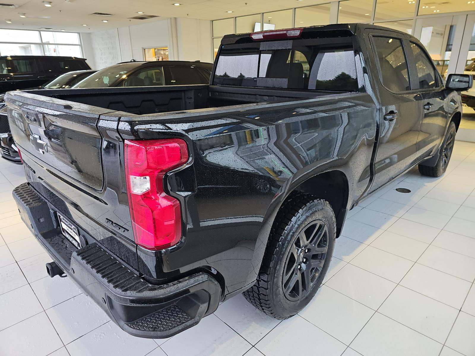 2024 Chevrolet Silverado 1500 RST AWD