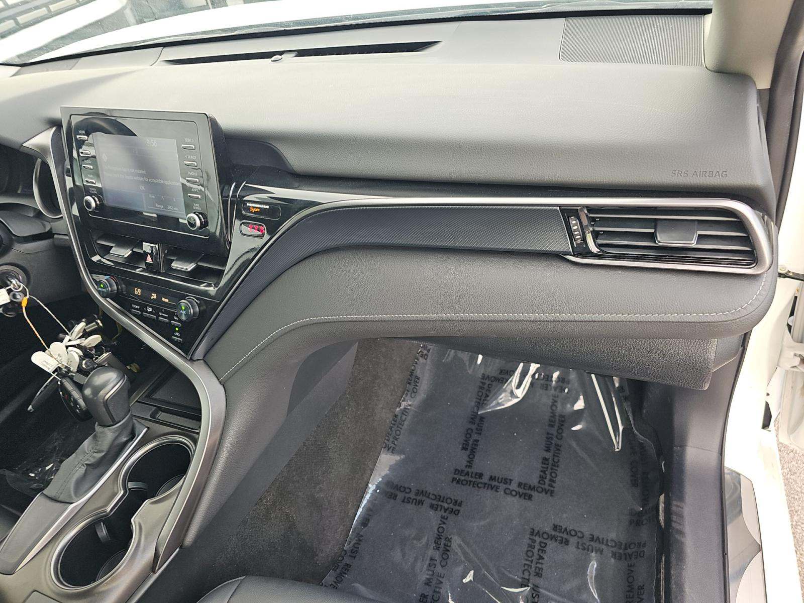 2024 Toyota Camry SE FWD