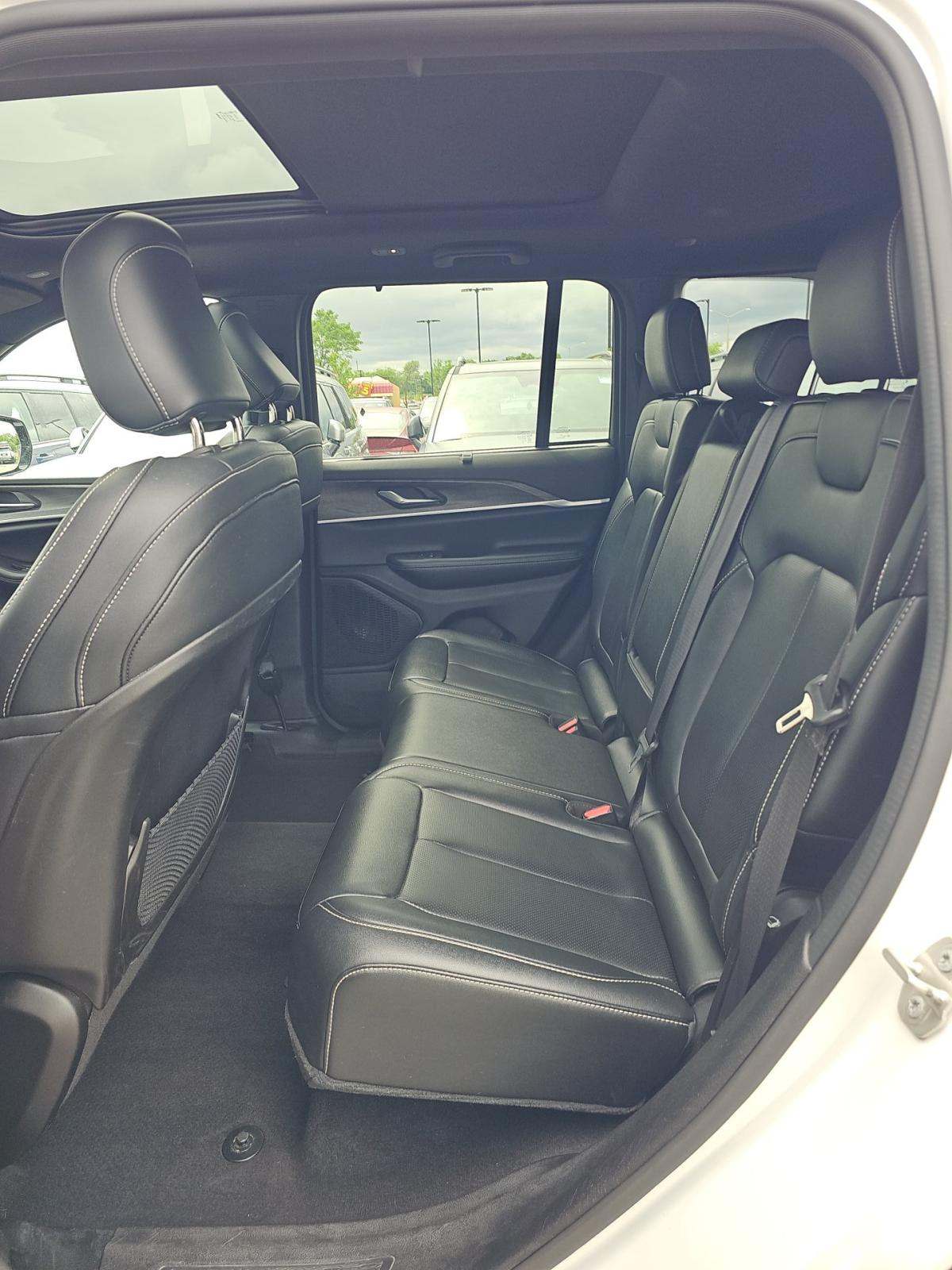 2024 Jeep Grand Cherokee Limited AWD