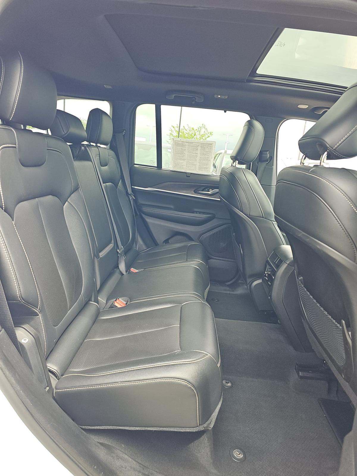 2024 Jeep Grand Cherokee Limited AWD