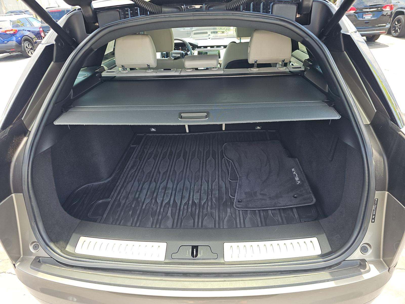2018 Land Rover Range Rover Velar R-Dynamic SE AWD