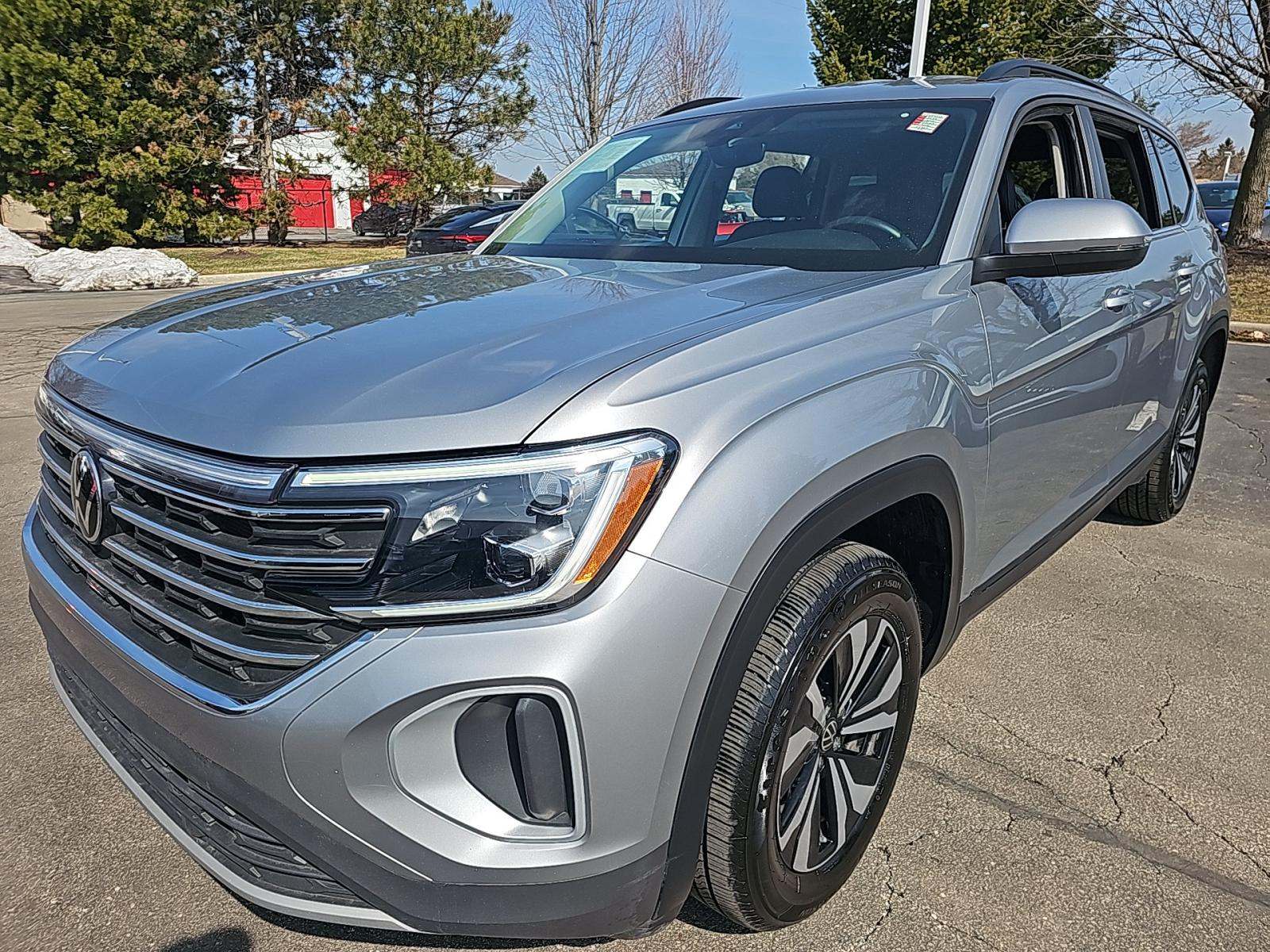 2024 Volkswagen Atlas 2.0T SE AWD