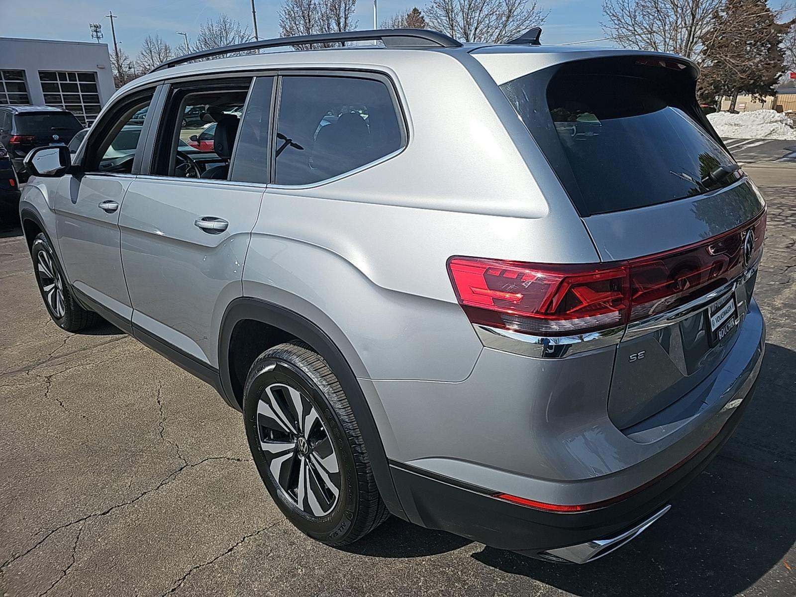 2024 Volkswagen Atlas 2.0T SE AWD