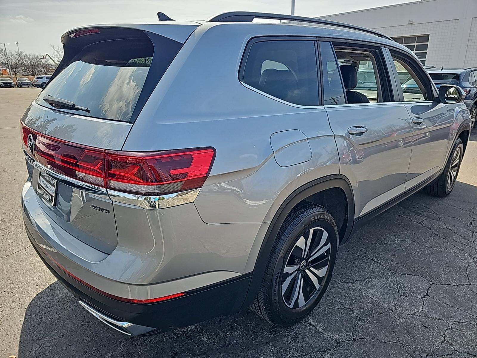 2024 Volkswagen Atlas 2.0T SE AWD