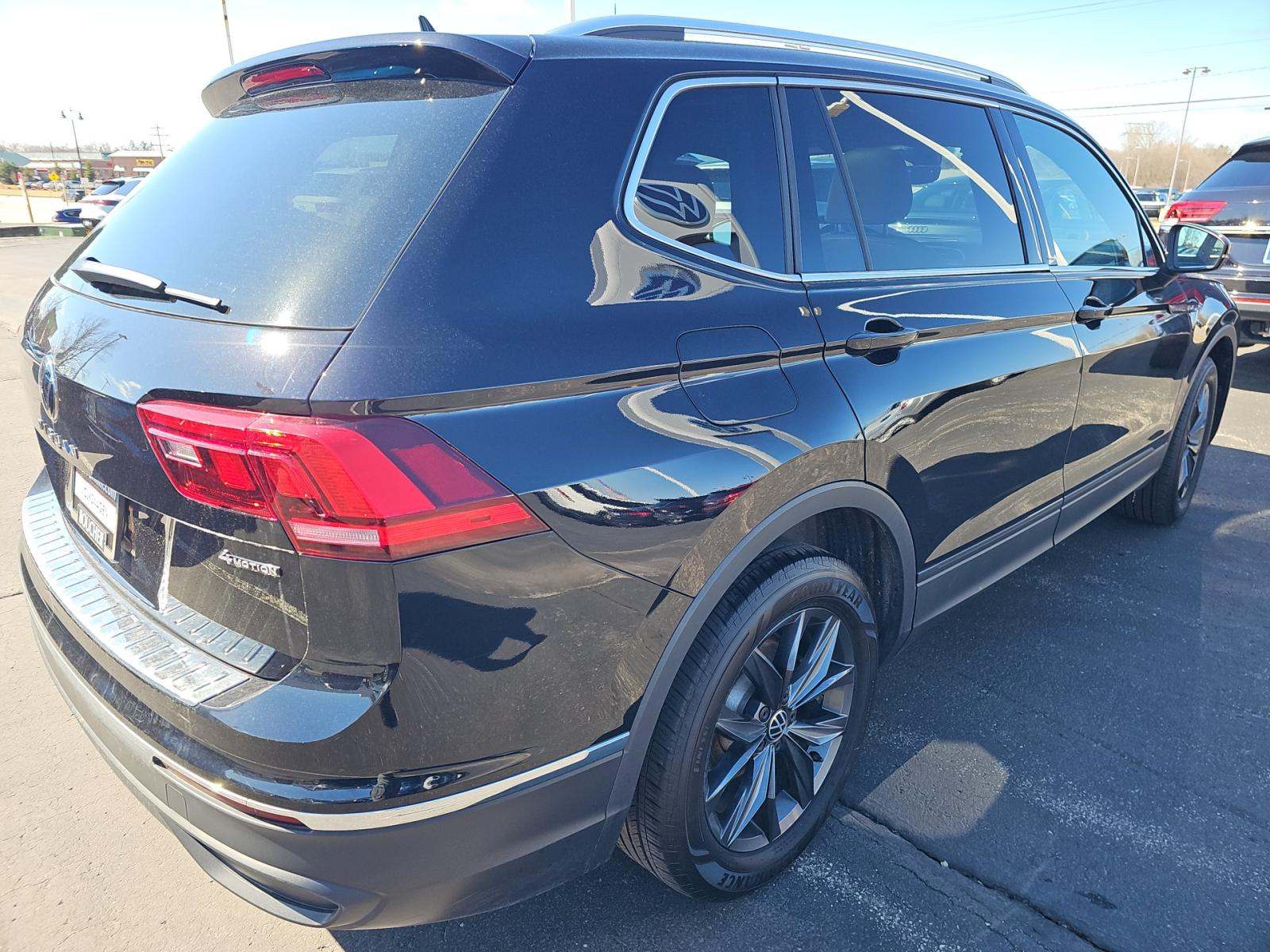 2022 Volkswagen Tiguan 2.0T SE AWD