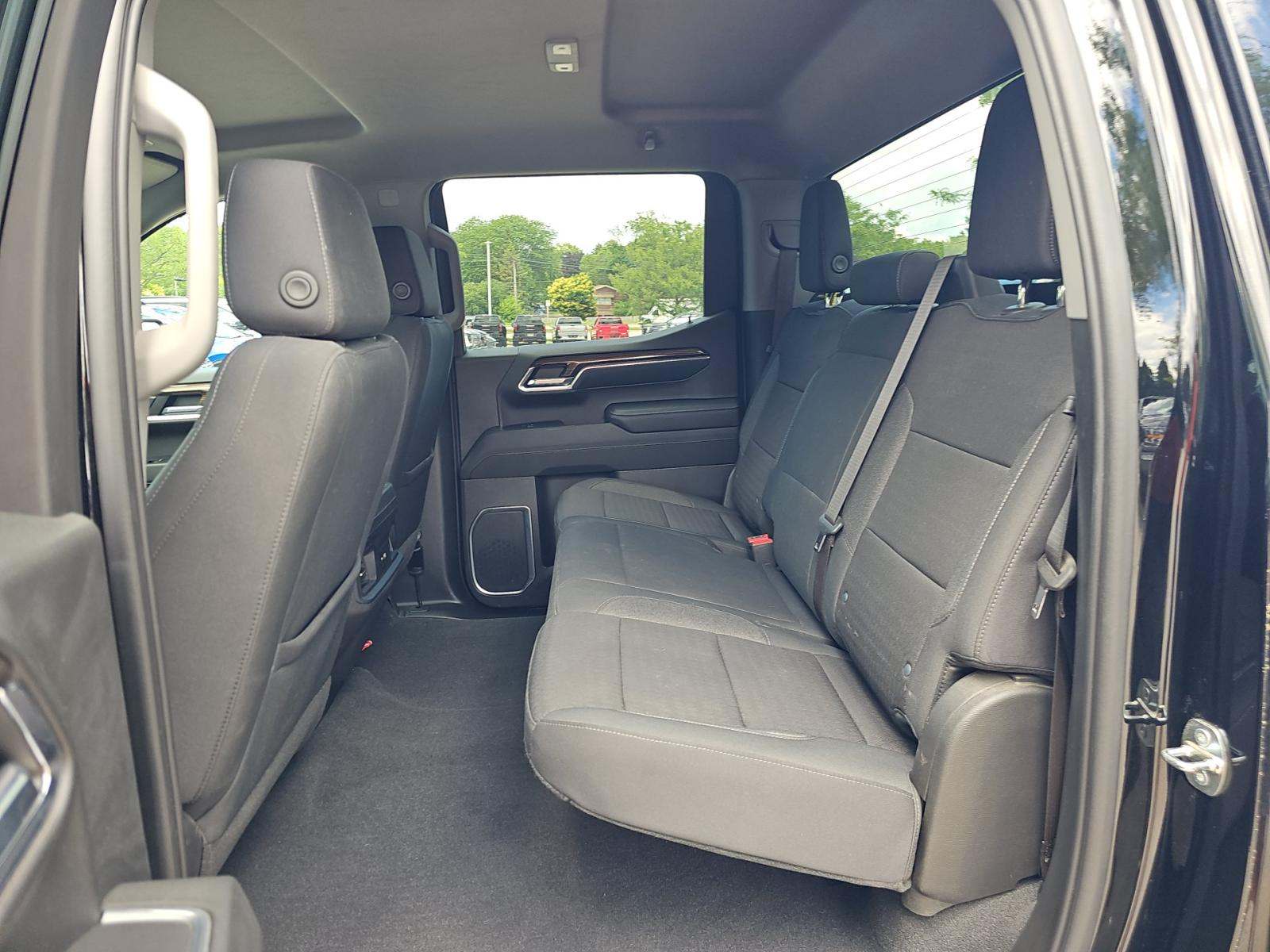 2023 Chevrolet Silverado 1500 RST AWD
