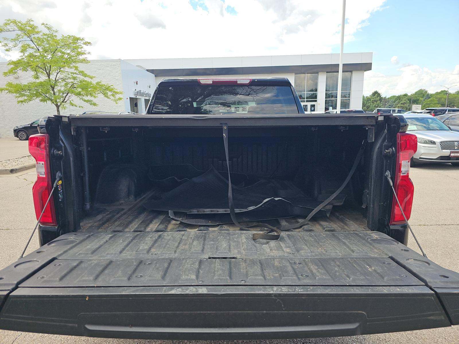 2023 Chevrolet Silverado 1500 RST AWD