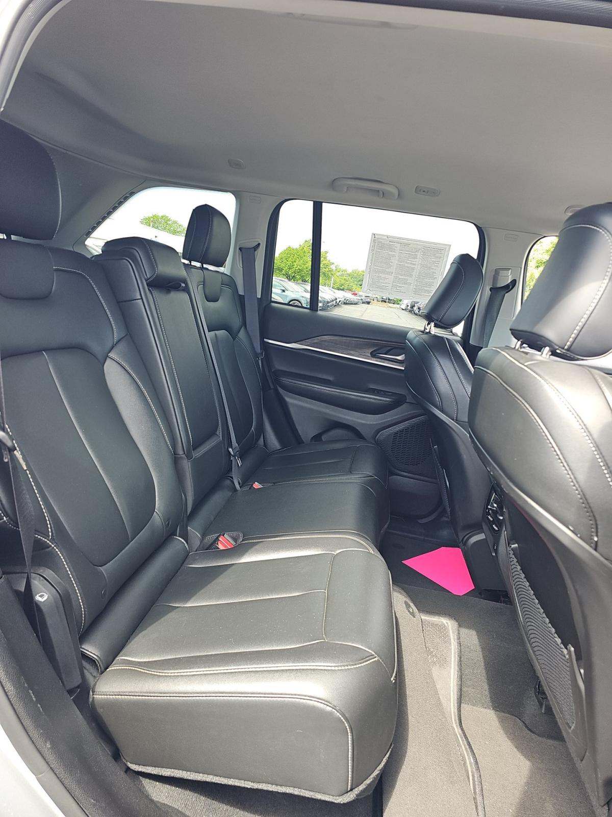 2023 Jeep Grand Cherokee Limited AWD