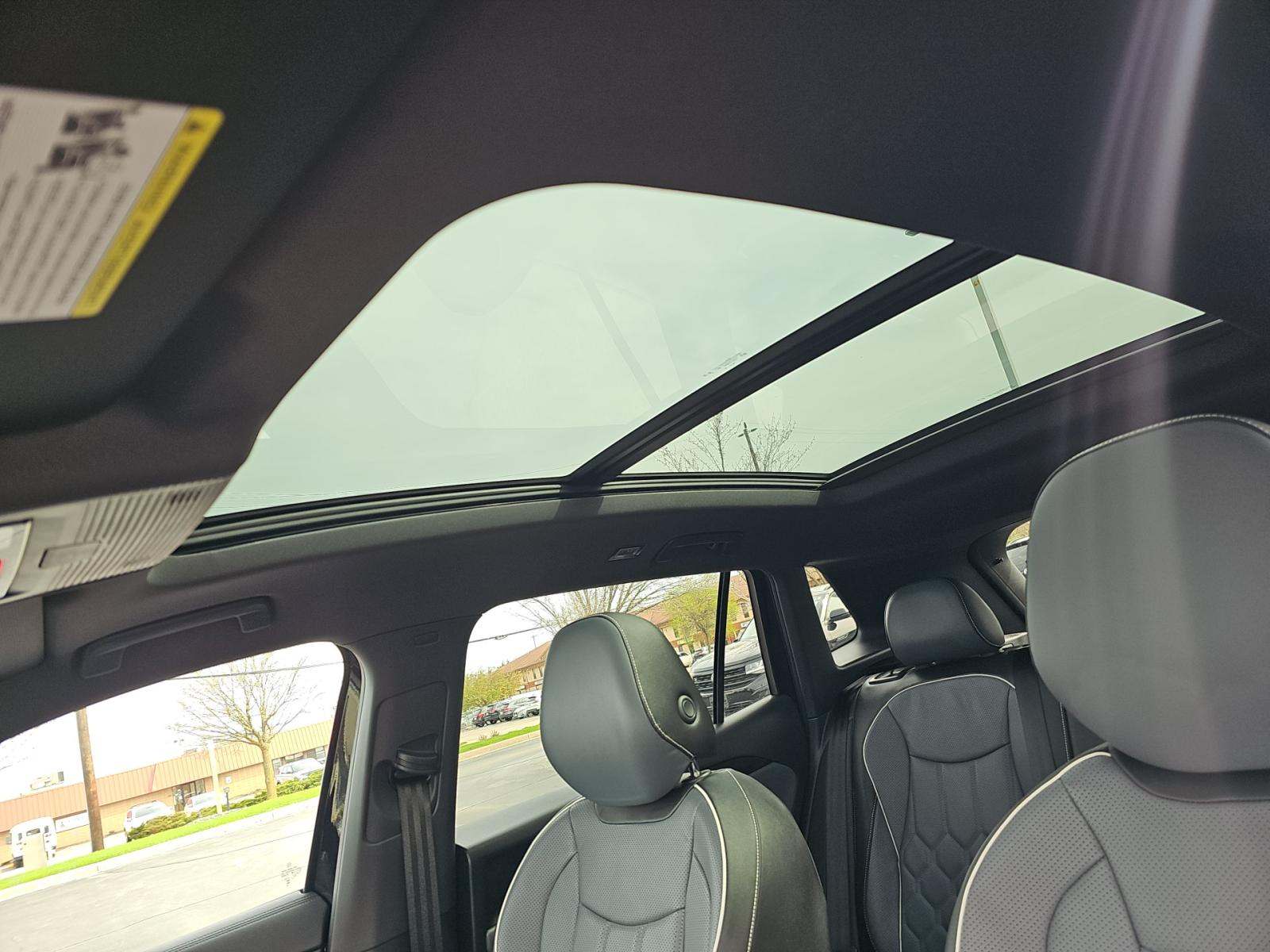 2025 Volkswagen Tiguan 2.0T SEL R-Line AWD
