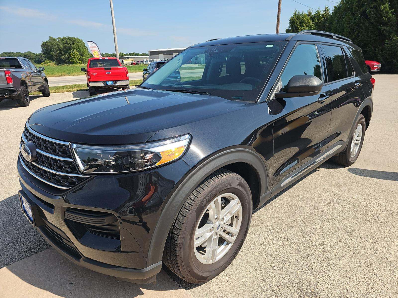 2023 Ford Explorer XLT AWD