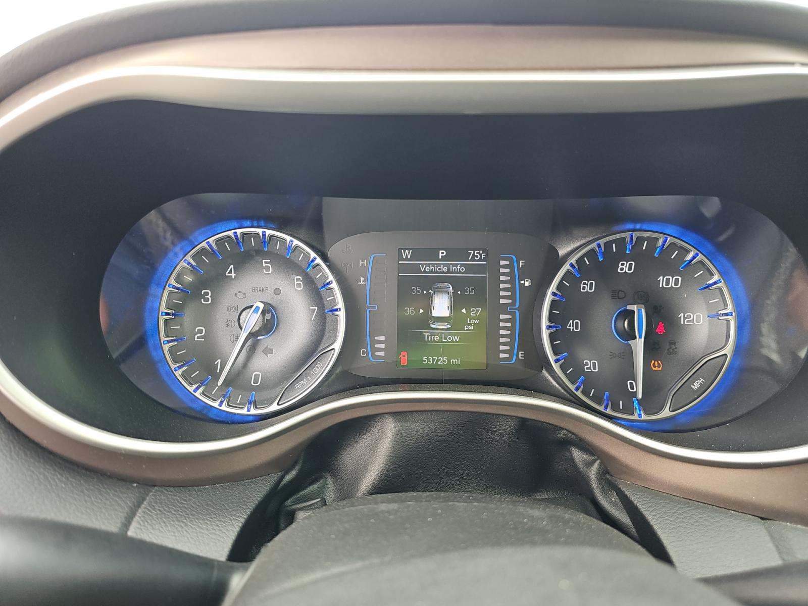 CHRYSLER VOYAGER - 9