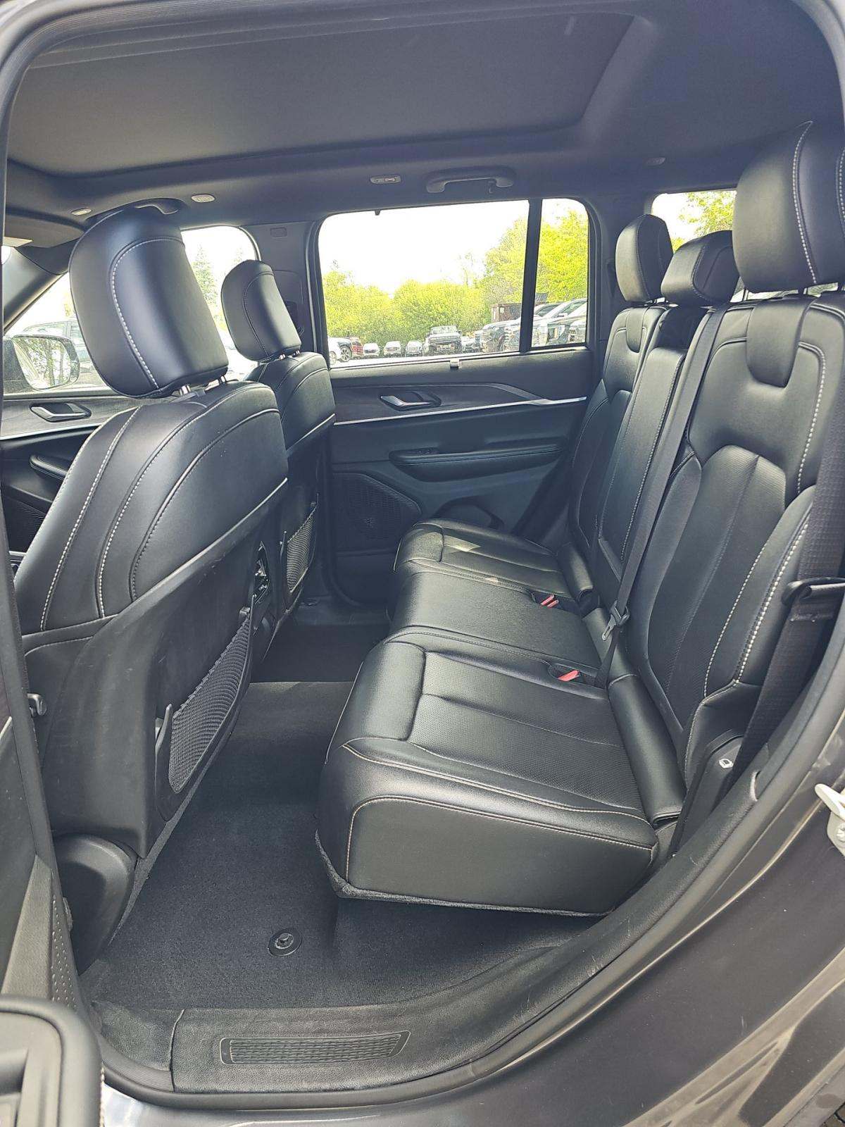 2024 Jeep Grand Cherokee Limited AWD