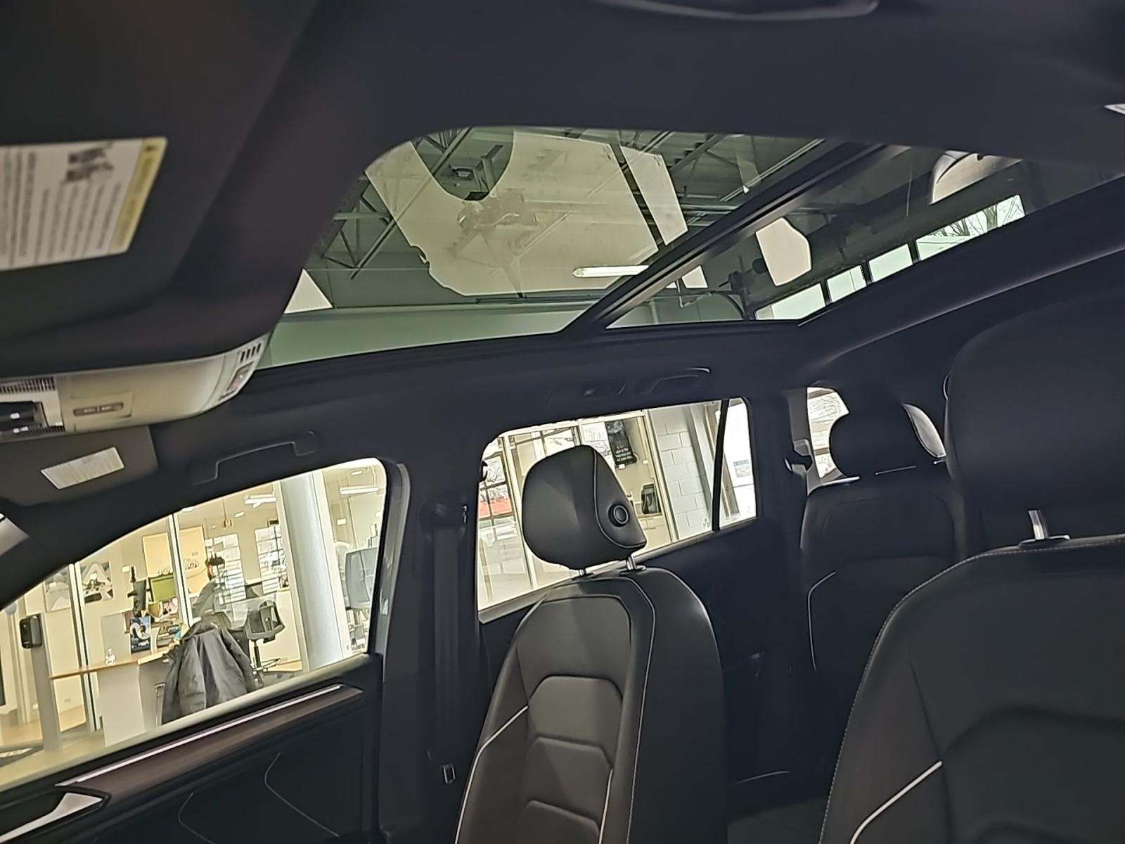 2023 Volkswagen Tiguan 2.0T SEL R-Line AWD