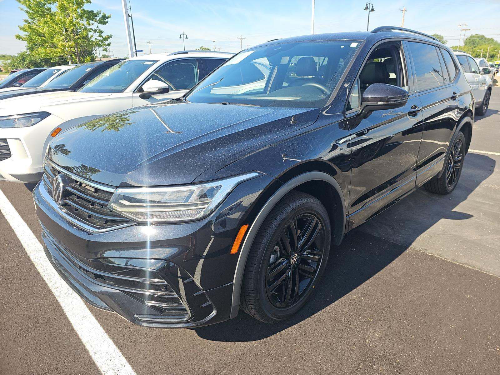 2022 Volkswagen Tiguan 2.0T SE R-Line Black AWD