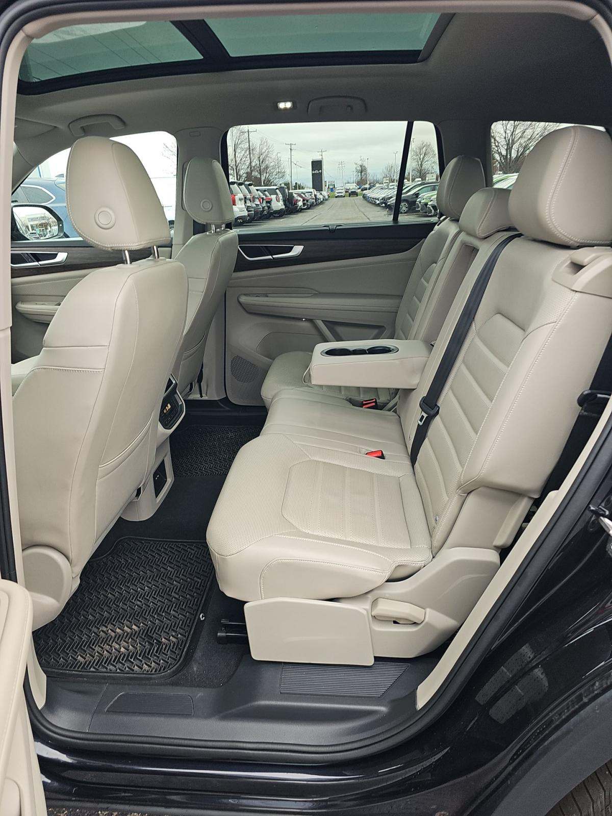 2024 Volkswagen Atlas 2.0T SEL AWD