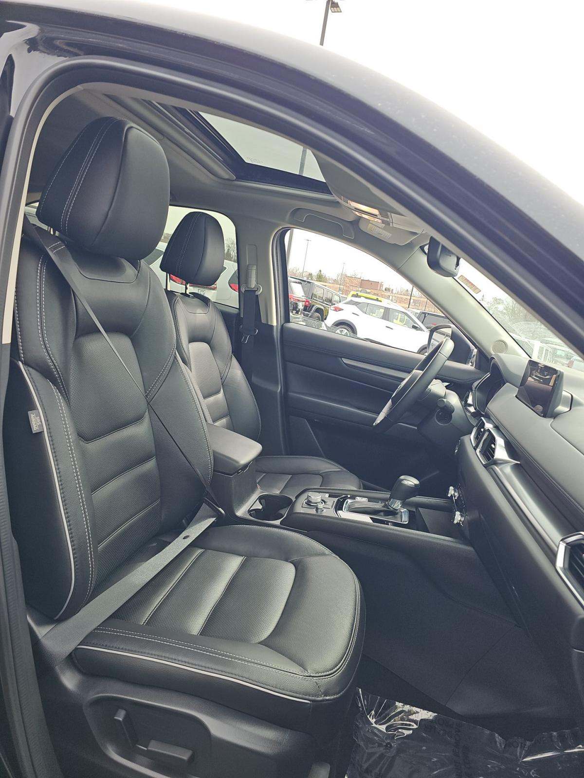 2025 MAZDA CX-5 2.5 S Preferred Package AWD