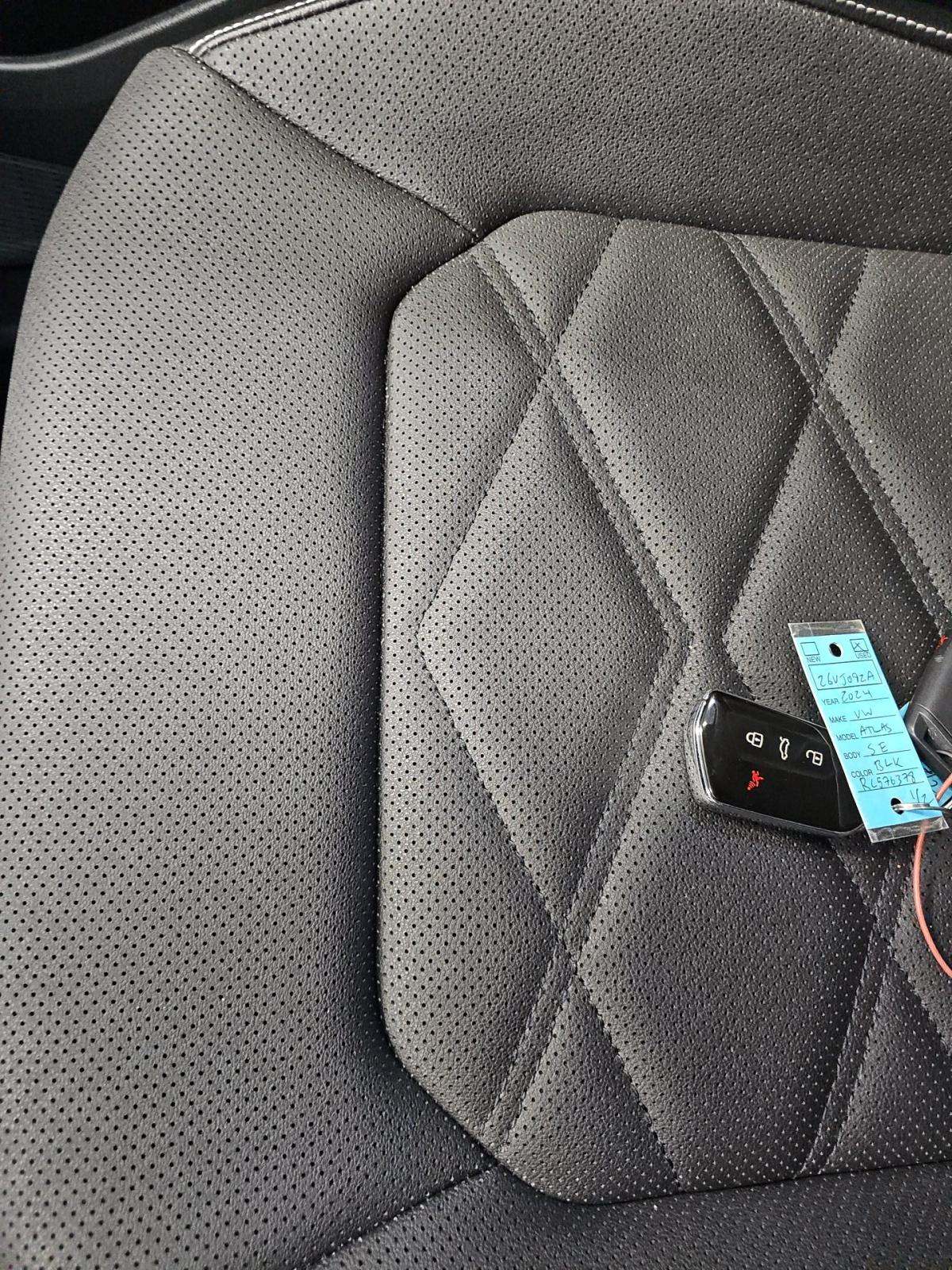 2024 Volkswagen Atlas 2.0T SE FWD