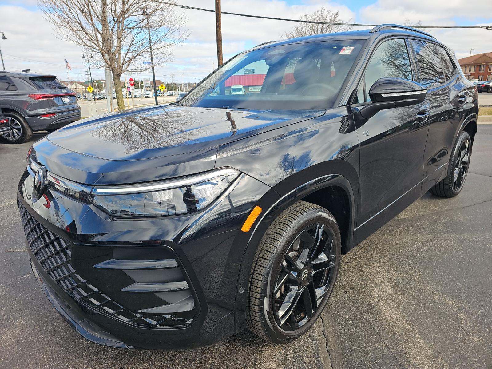 2025 Volkswagen Tiguan 2.0T SE R-Line Black AWD