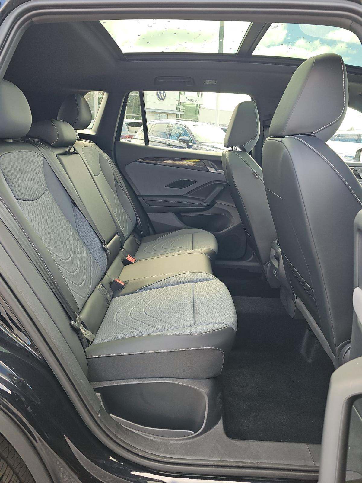 2025 Volkswagen Tiguan 2.0T SE R-Line Black AWD