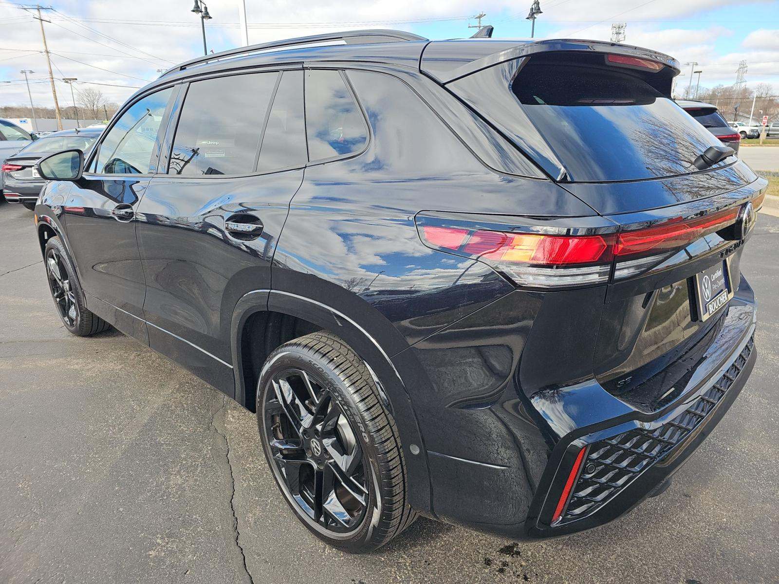 2025 Volkswagen Tiguan 2.0T SE R-Line Black AWD