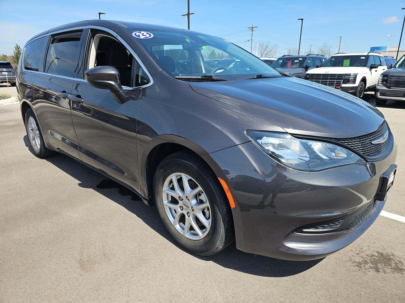 CHRYSLER VOYAGER - 4
