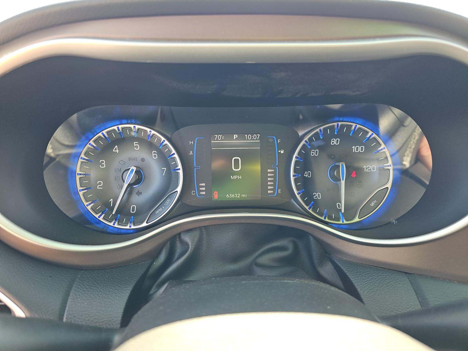 CHRYSLER VOYAGER - 9
