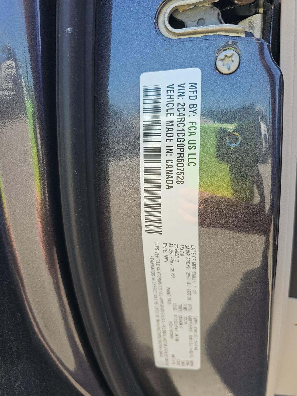 CHRYSLER VOYAGER - 5