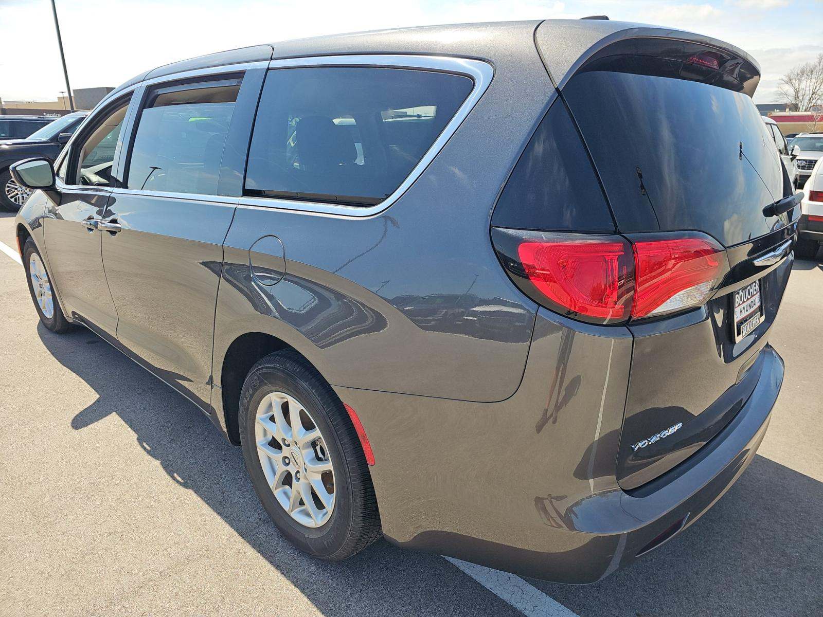 CHRYSLER VOYAGER - 2