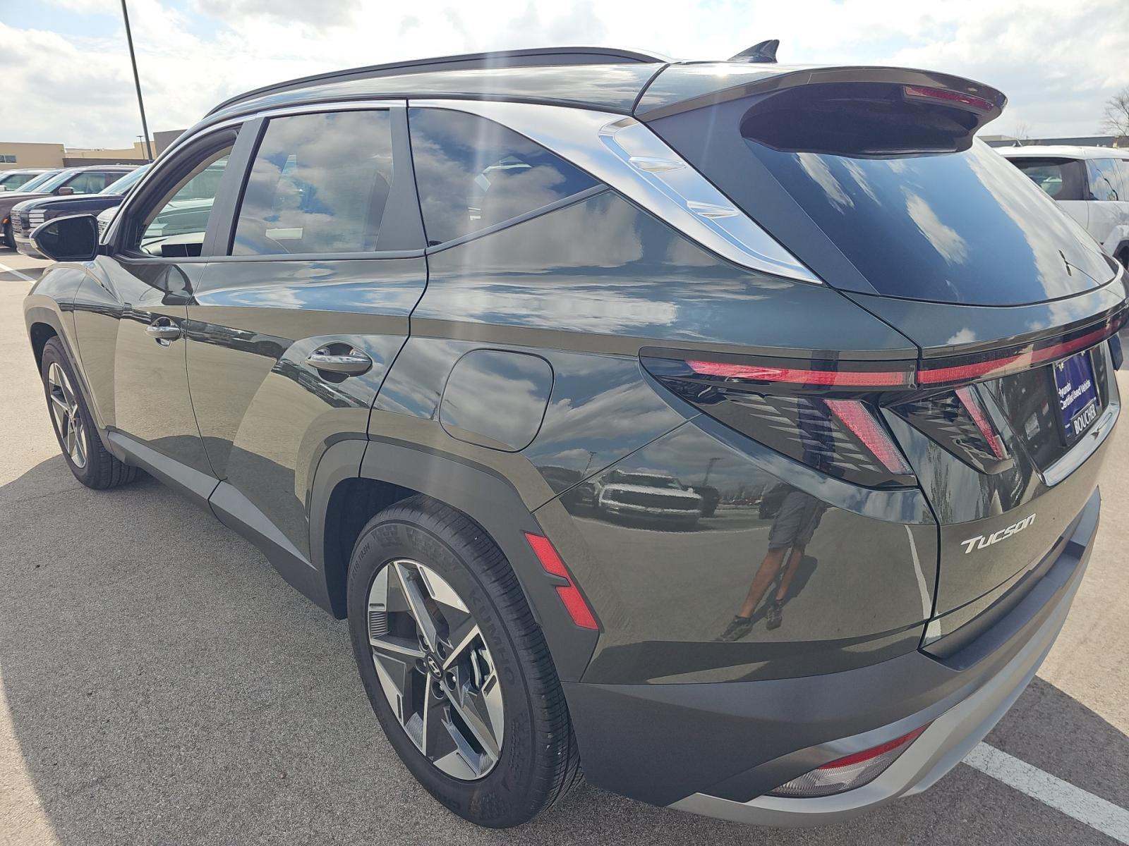 HYUNDAI SEL CONVENIENCE - 2