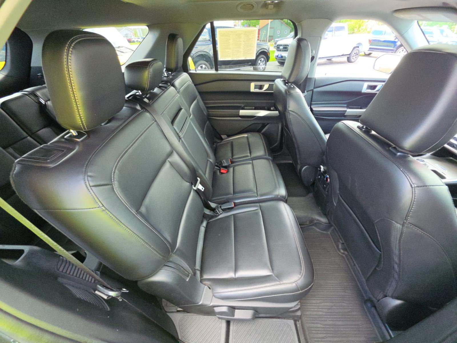 2023 Ford Explorer XLT AWD