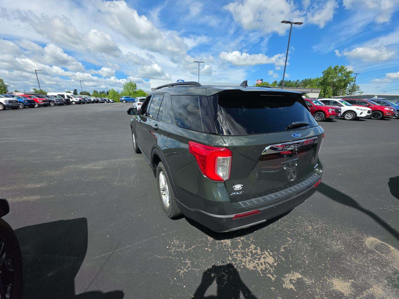2023 Ford Explorer XLT AWD