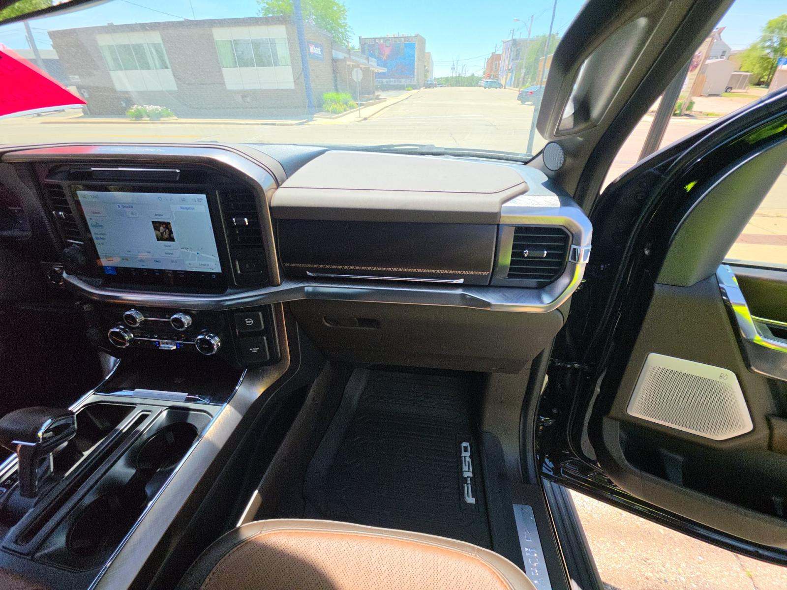 2025 Ford F-150 Hybrid King Ranch AWD