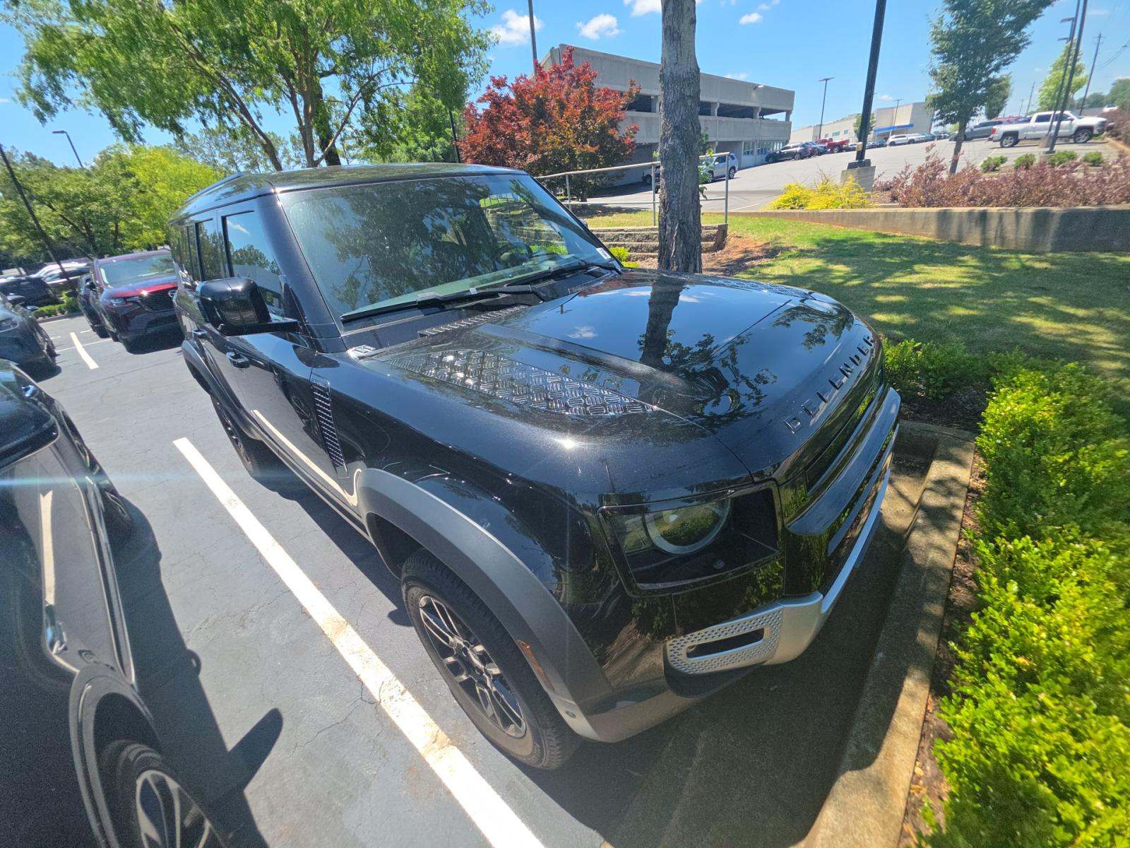 2023 Land Rover Defender 130 SE AWD