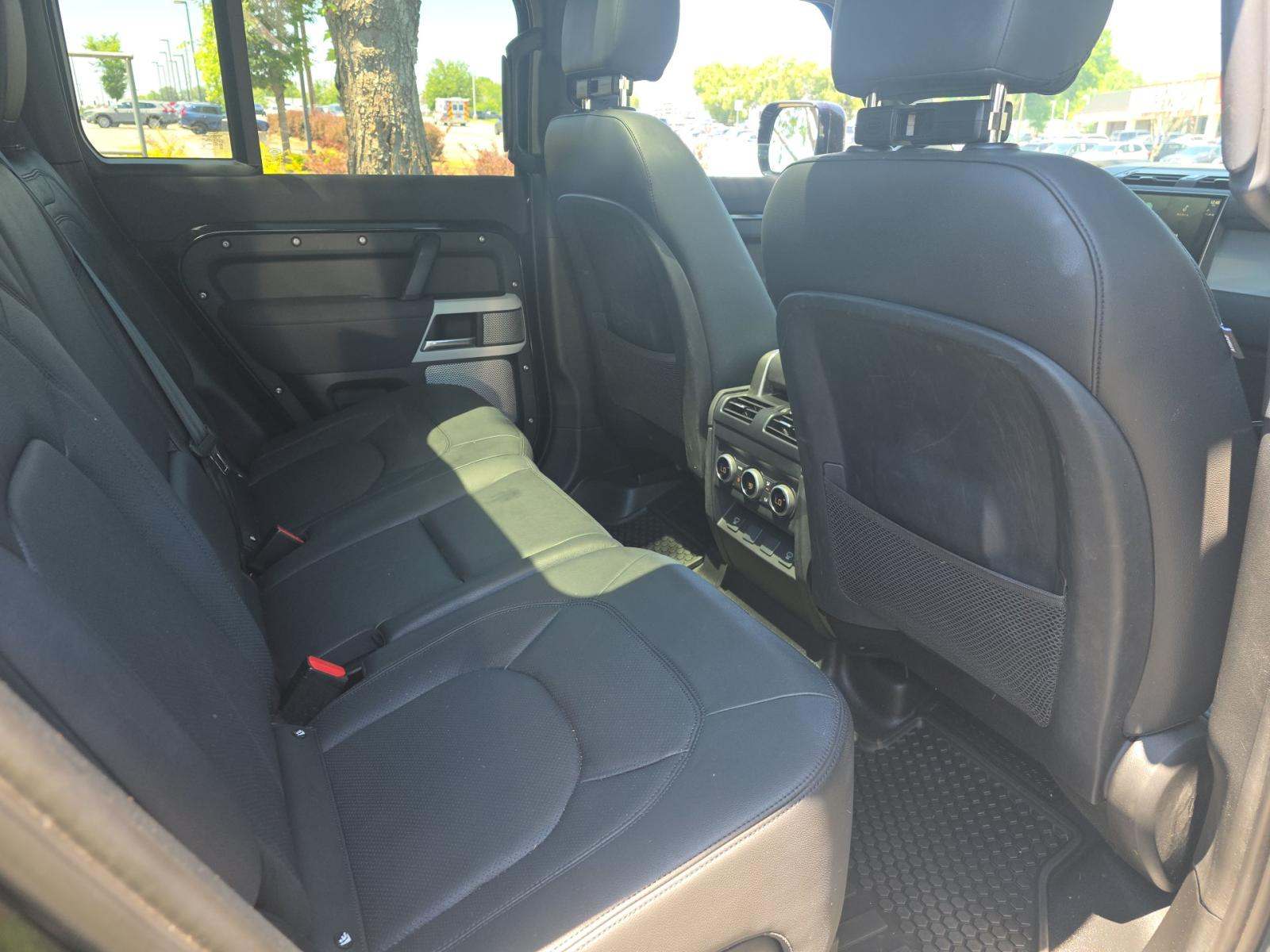2023 Land Rover Defender 130 SE AWD