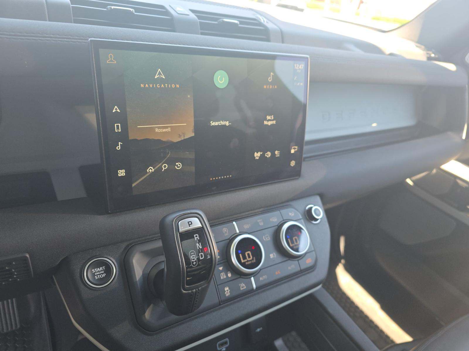 2023 Land Rover Defender 130 SE AWD